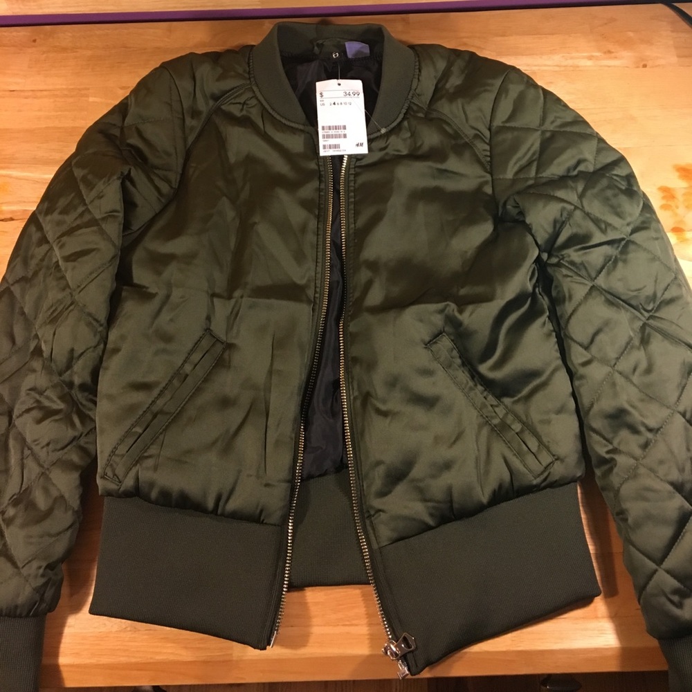 NWT H&M DIVIDED Olive Green Sz4 Bomber Jacket