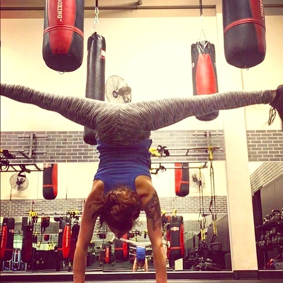 Meet your Posher, Samantha. - Picture 5 of 7