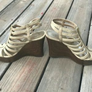 HOT Jessica Simpson strappy wedges