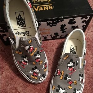 Mickey Disney vans