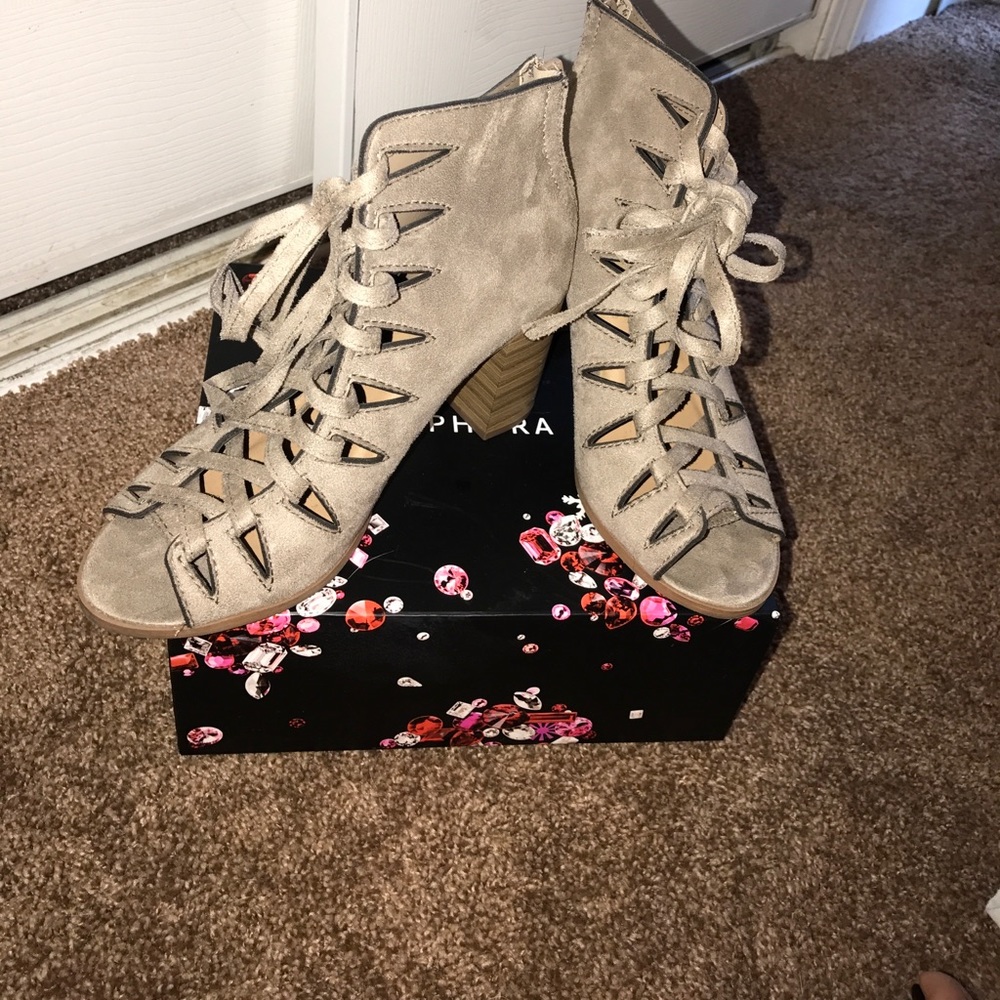 Beige Zip up booties