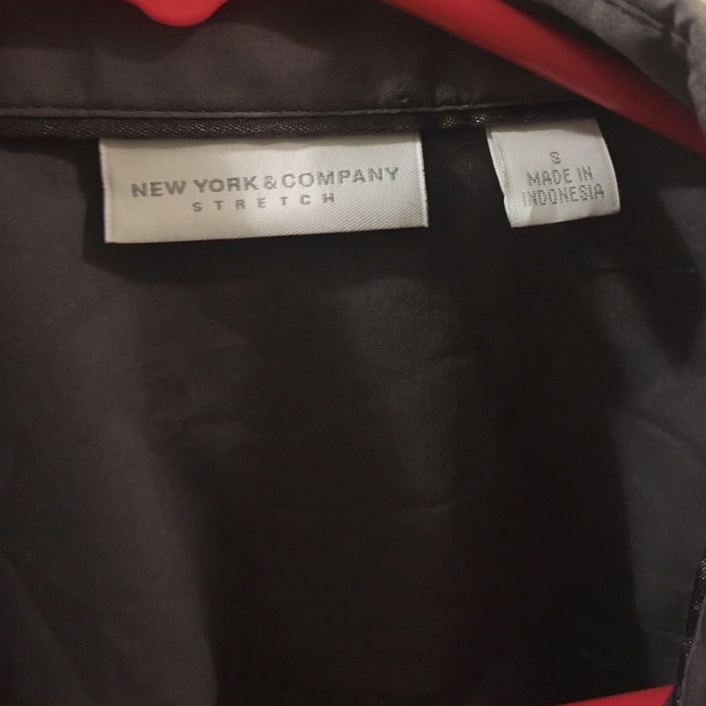 Brand new gray NY&C gray button down dress shirt! - Picture 2 of 2