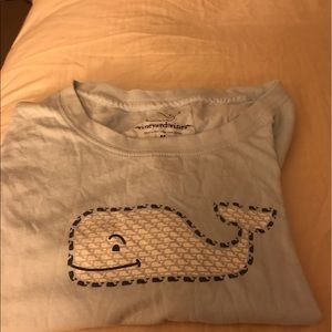 Vineyard vine shirt