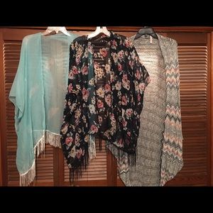 Lot of 3 kimonos