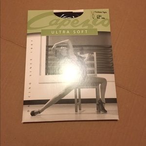 CAPEZIO FOOTLESS TIGHT BLACK SIZE S/M