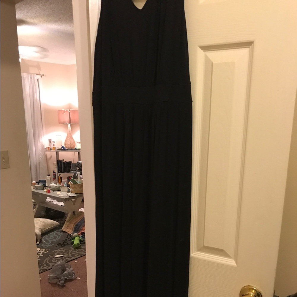 Black old navy maxi dress