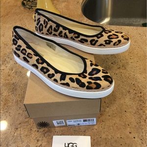Ugg Australia Kammi Sz8 M Leopard Slip On Shoes