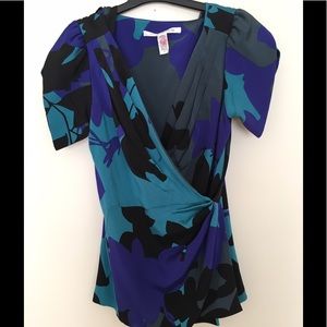 NWOT DVF wrap blouse
