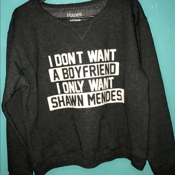 Tops - Shawn Mendes sweatshirt