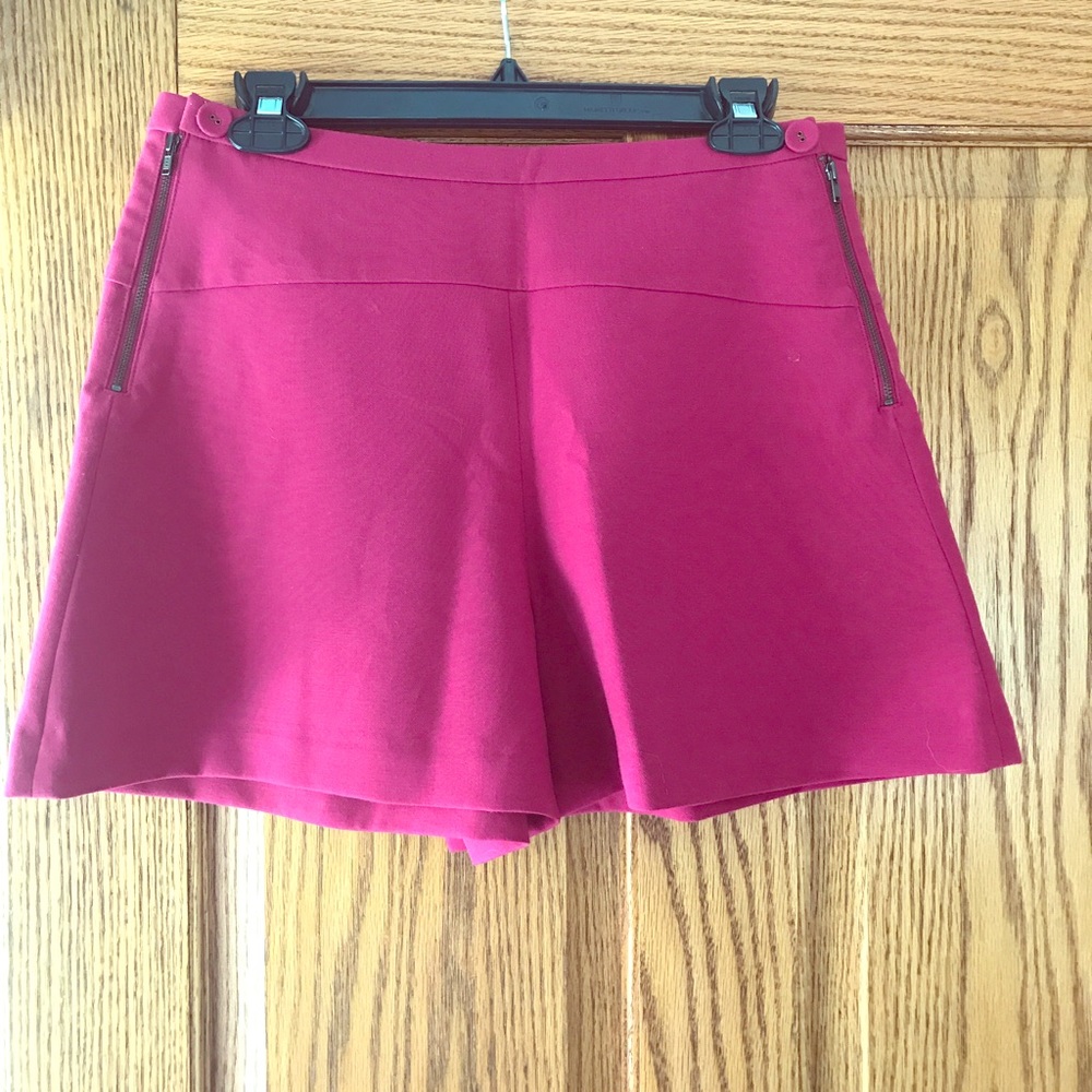Leifnotes Azalea Shorts