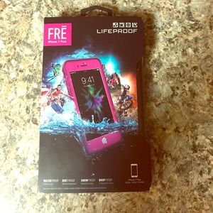 iPhone 7 plus lifeproof case