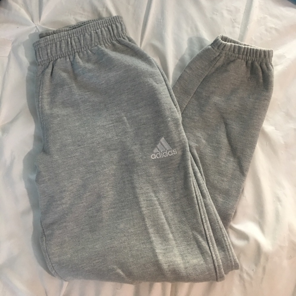 grey adidas sweatpants