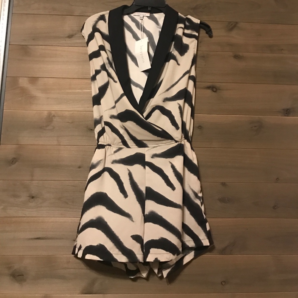 NWT Print Playsuit Romper