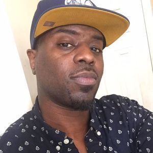 Meet your Posher, Derek