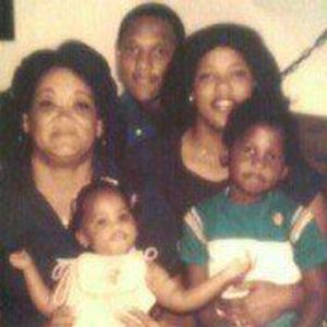 Meet your Posher, Candace