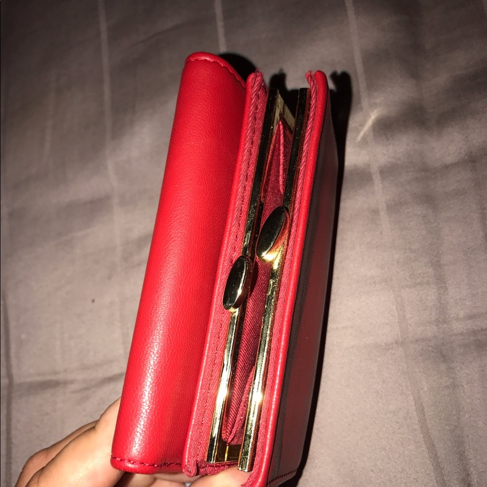 Red Wallet