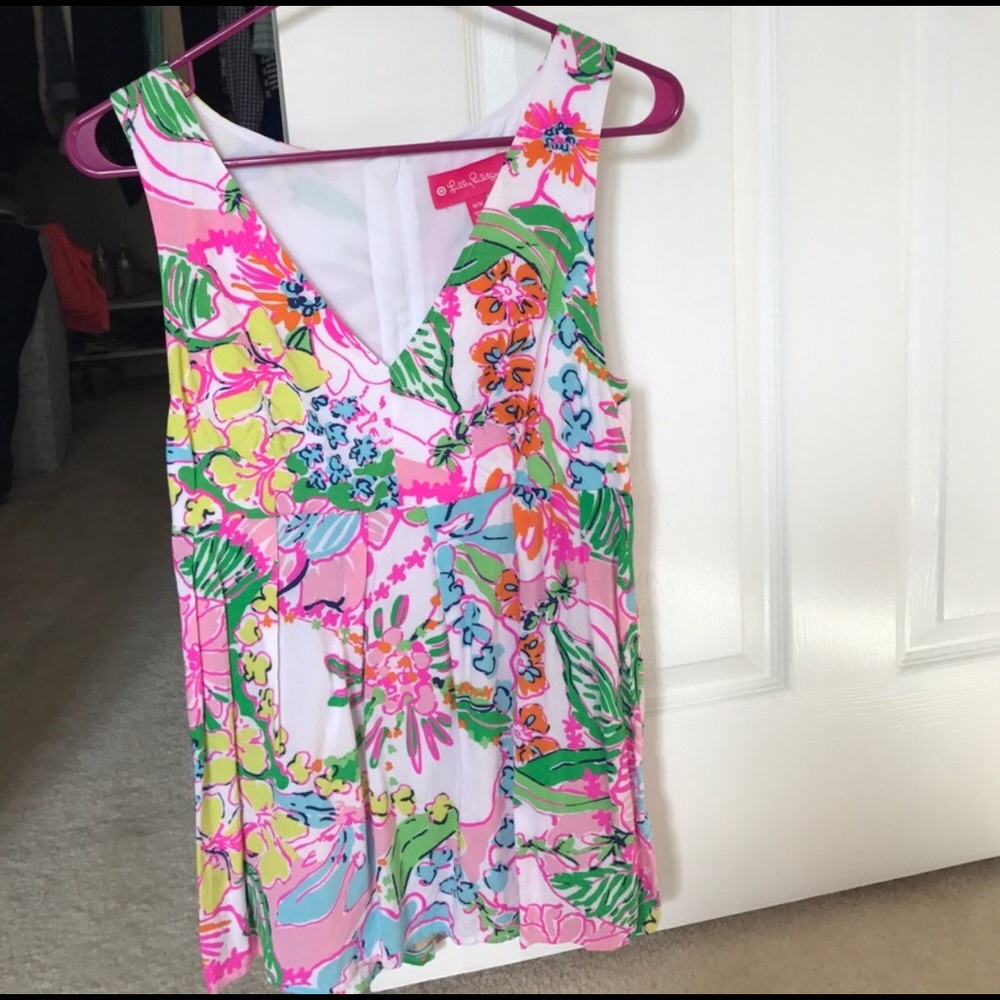 Lilly for target top