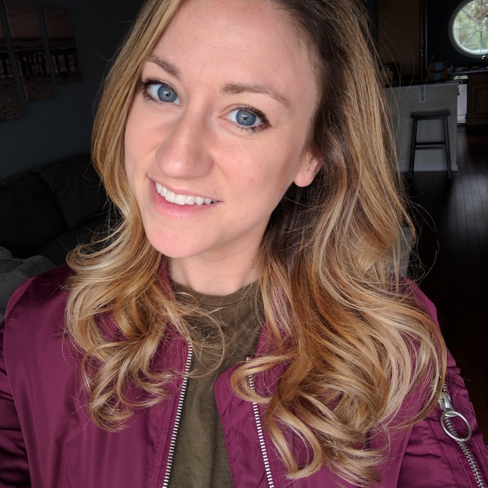 Meet your Posher, Emily