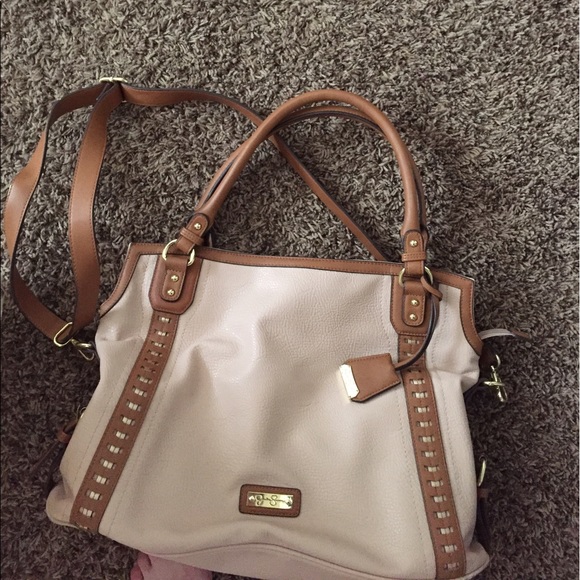 Purse - Picture 1 of 4