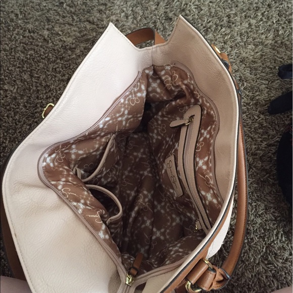 Purse - Picture 4 of 4