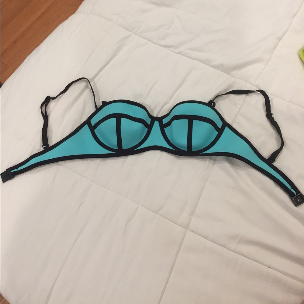 Bathing suit top