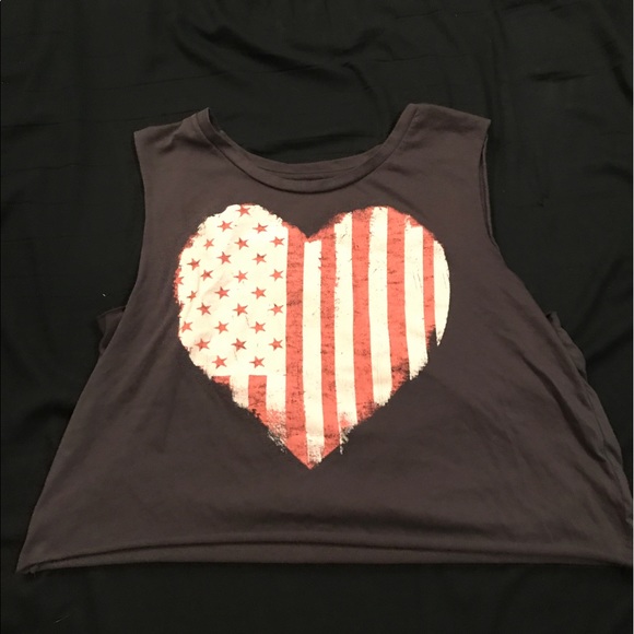 Crop top - Picture 1 of 2