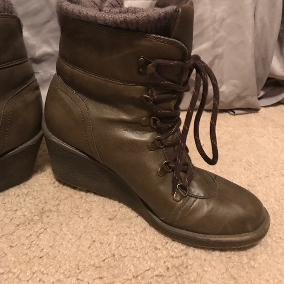 🔥 Wedge heel lace up boots - Picture 2 of 5