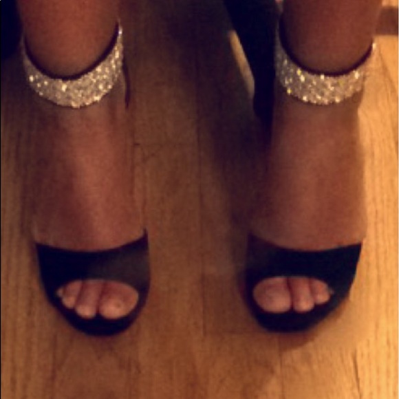 Chinese Laundry Rhinestone Heels! - Picture 4 of 4