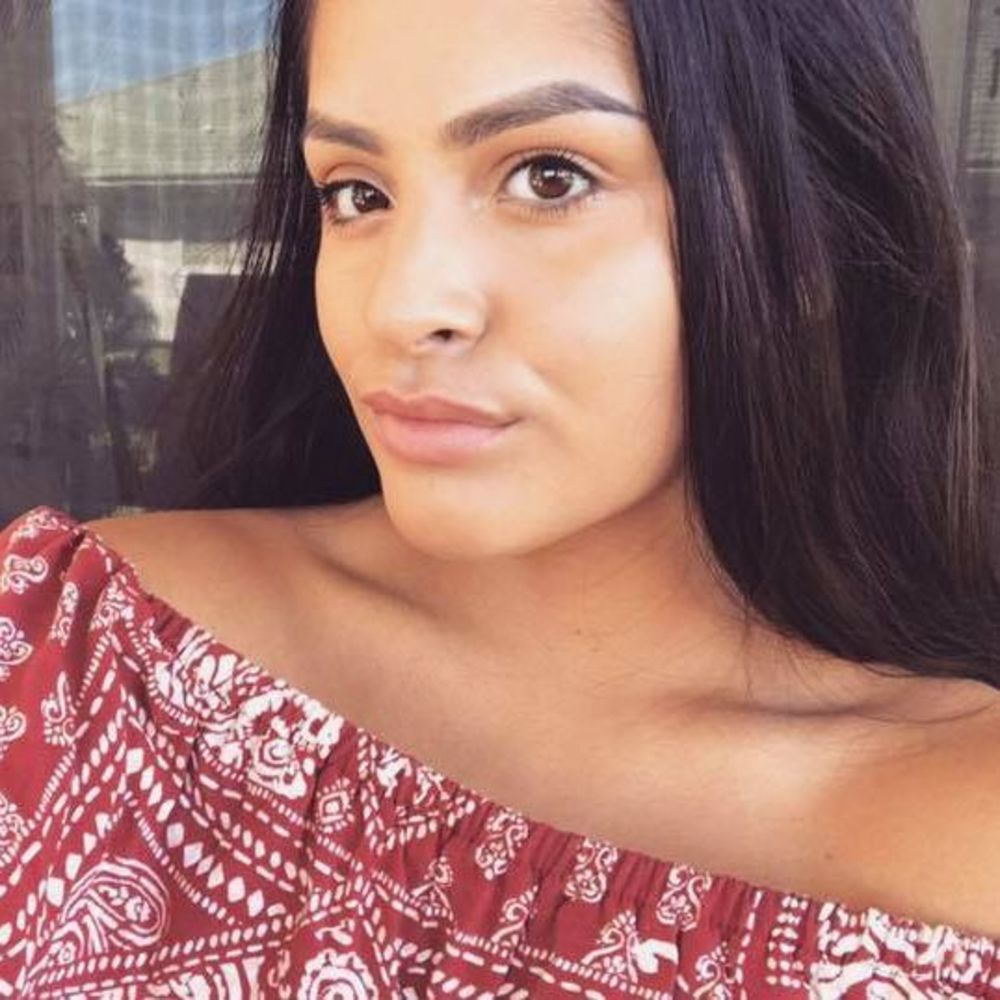 Meet your Posher, Odalys