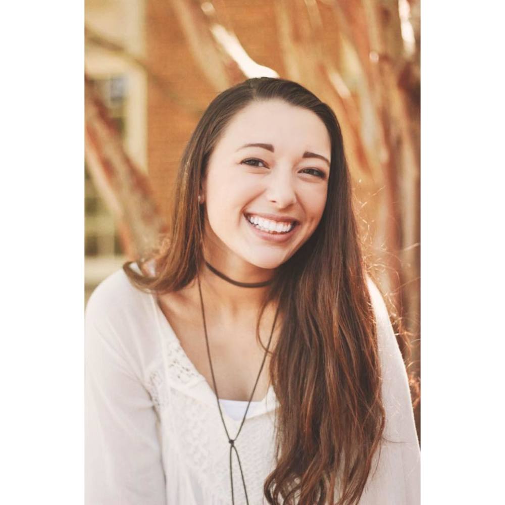 Meet your Posher, Courtney