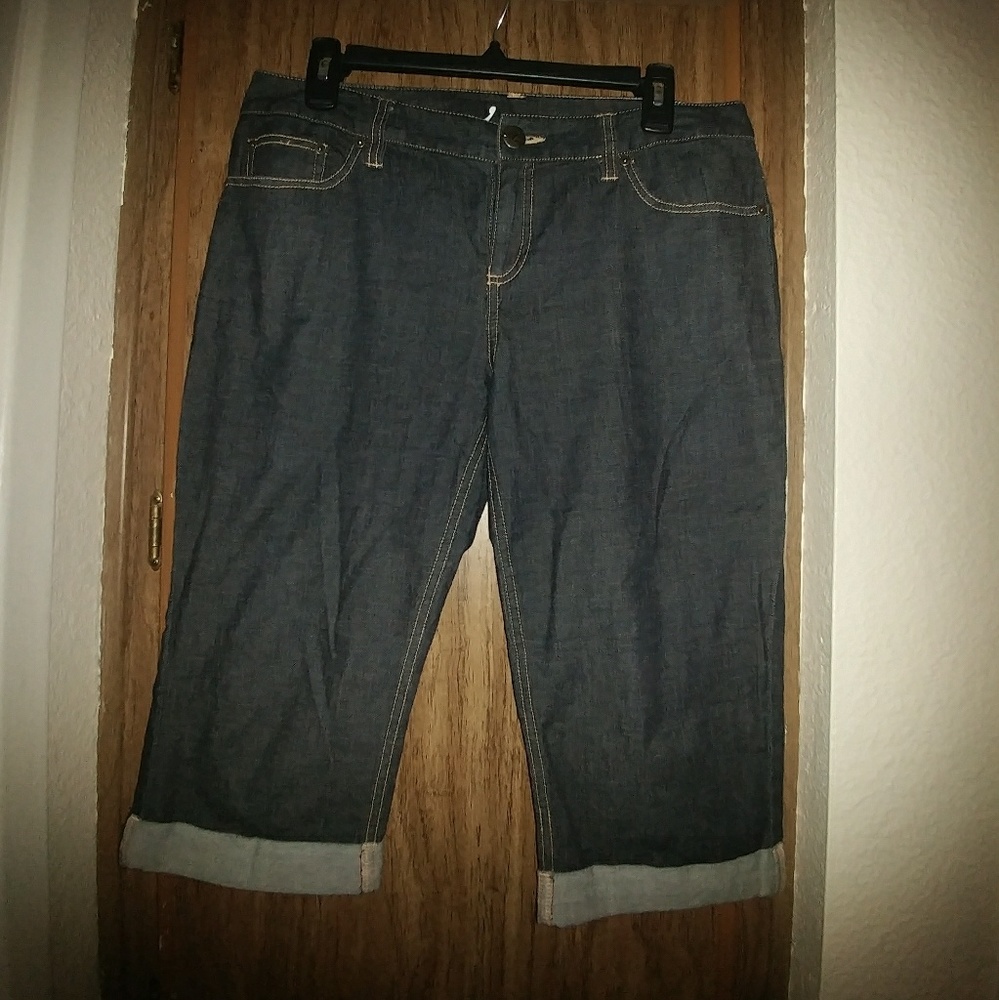 Denim crop pants