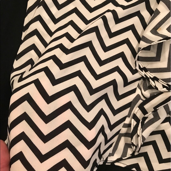 Blouse - Picture 2 of 3