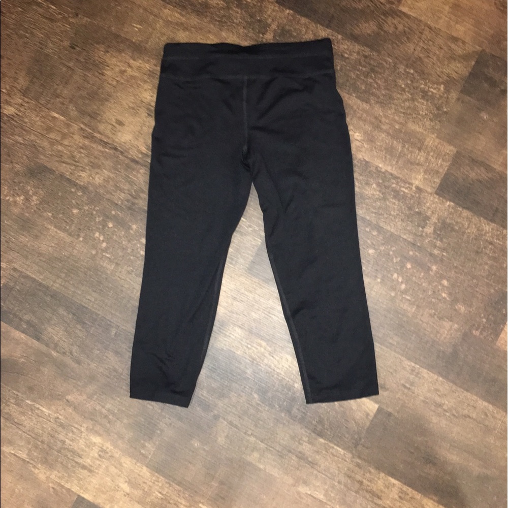 Athletic Capris - Picture 3 of 7
