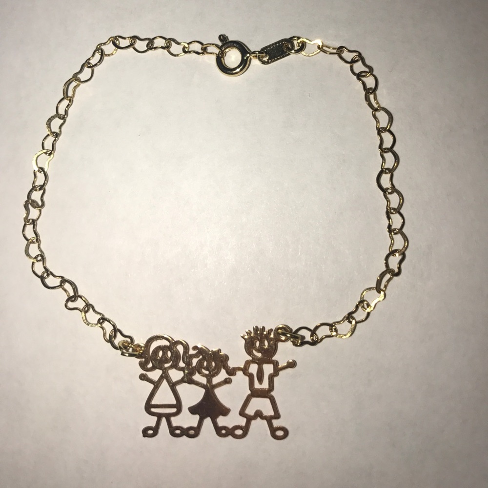 Woman hand made bracelet