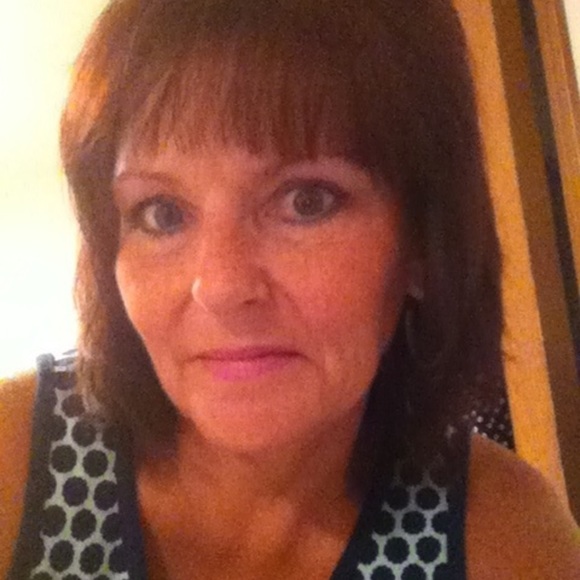 Meet your Posher, Laurie - Picture 10 of 17