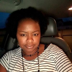 Meet your Posher, Shanetta