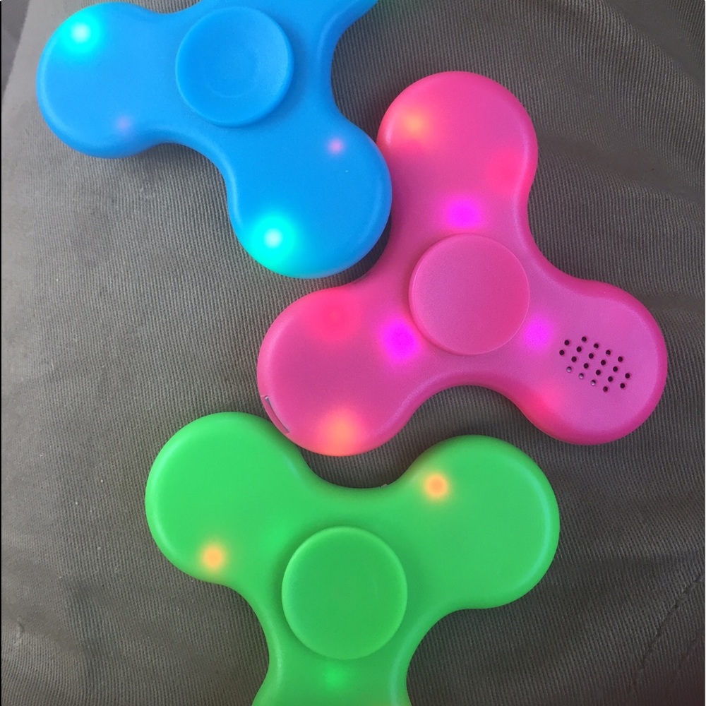 Bluetooth figit spinners