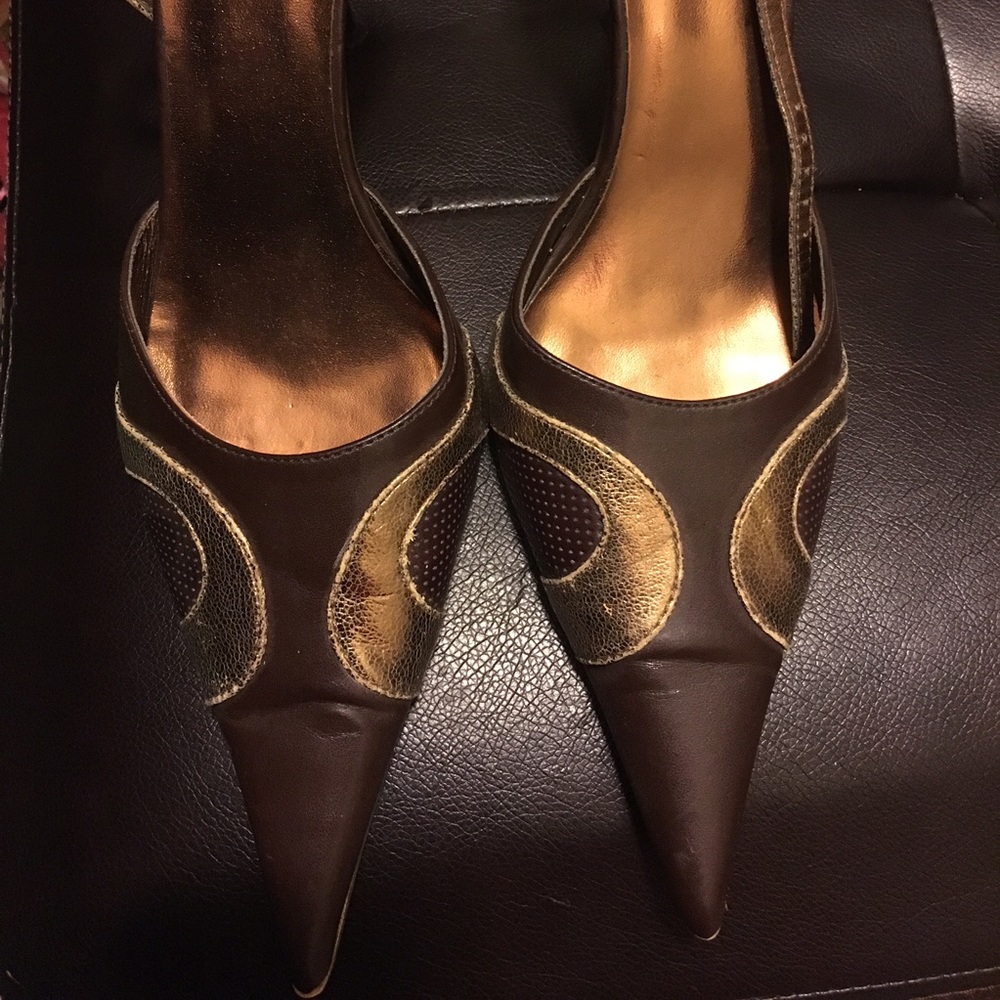 Heels - Picture 3 of 4
