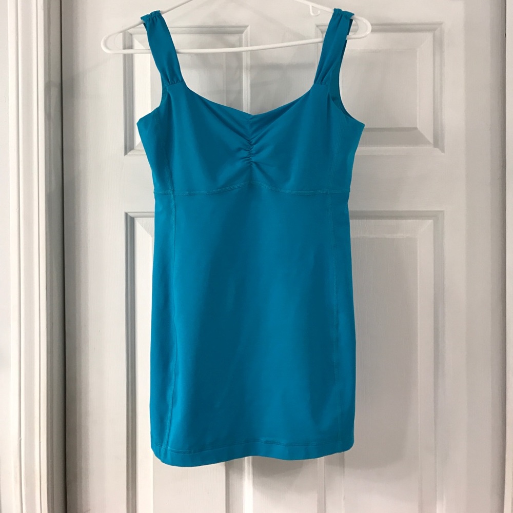 MAKE OFER! Lululemon Workout Tank Sz 8-10 Like New