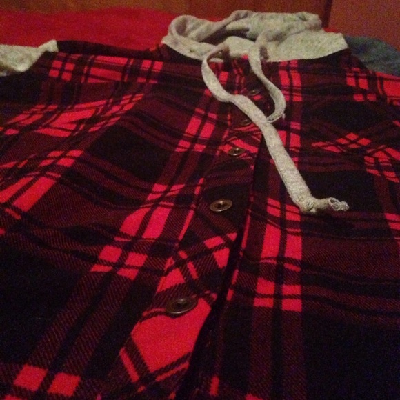 Flannel Hoodie - Picture 5 of 8