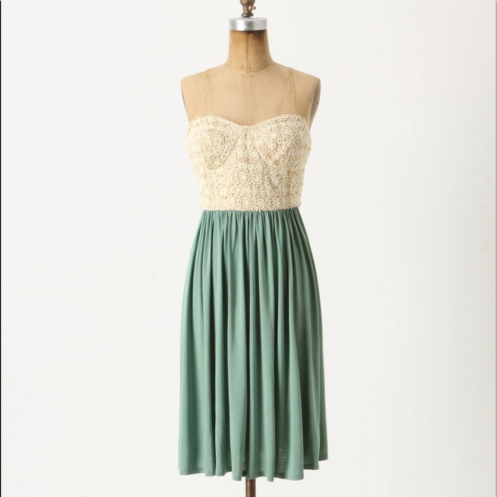 Anthropologie Lil Gathering Breeze dress