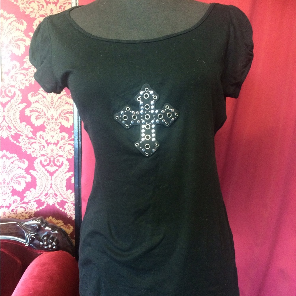 Black Cap Sleeved T-Shirt With Silver Cross