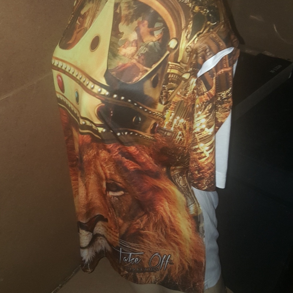 Top - Picture 2 of 2