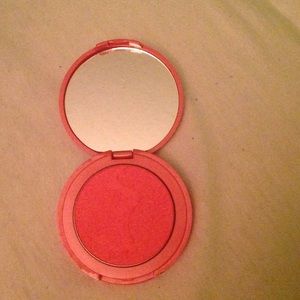 Tarte Amazonian clay 12- hour blush. Tipsy