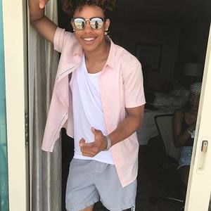 Meet your Posher, Preston