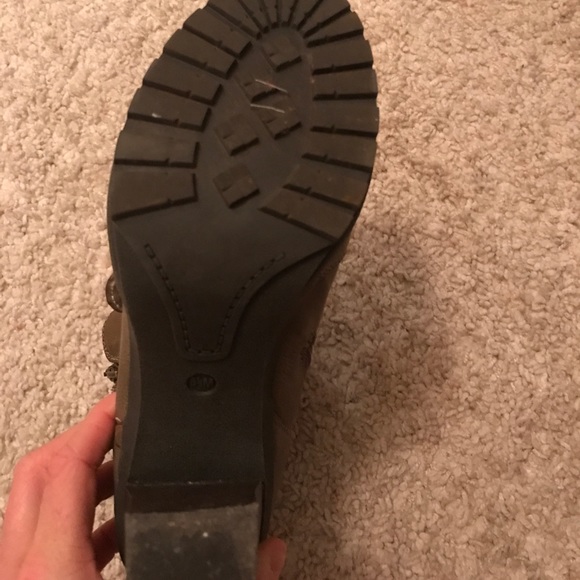 Guess Heeled Ankle Boots - Picture 3 of 4