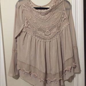Adorable Altard State Top!