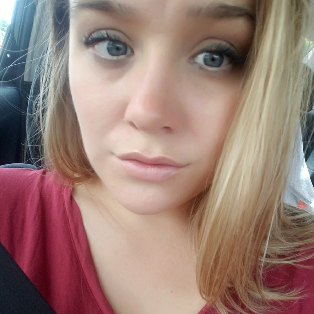 Meet your Posher, Seanna