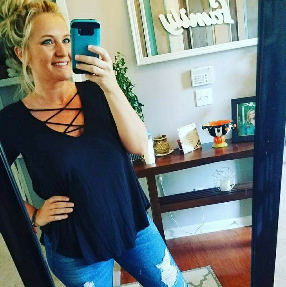 Meet your Posher, Melissa