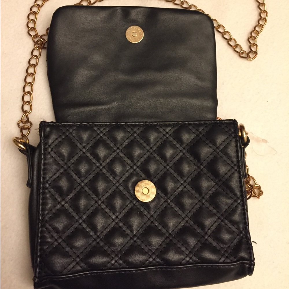 Black/gold cross body bag with pink interior - Picture 6 of 8
